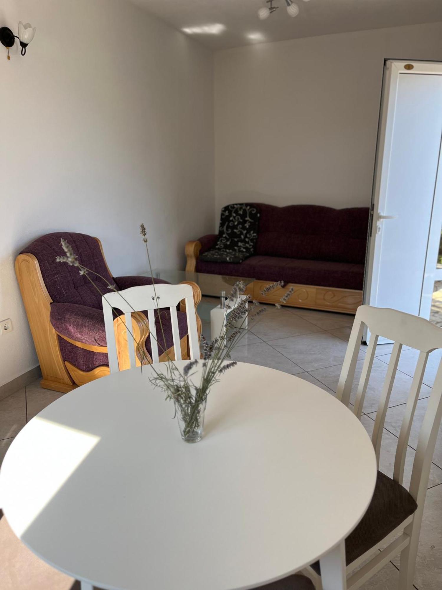 Apartments Apartmani Bojana Utjeha Εξωτερικό φωτογραφία